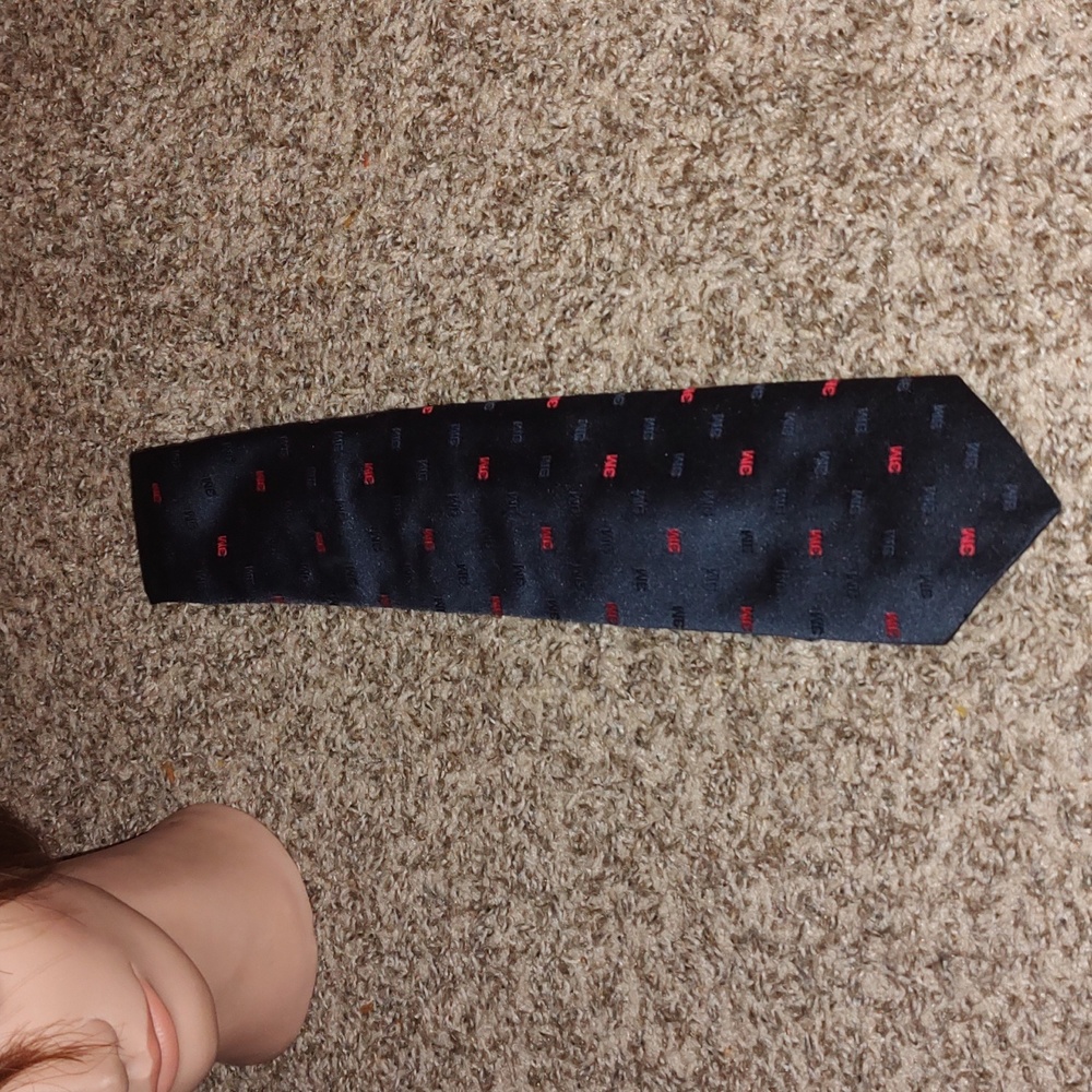 Vintage Frame 3M Men's Blue Red Neck Tie Made in USA